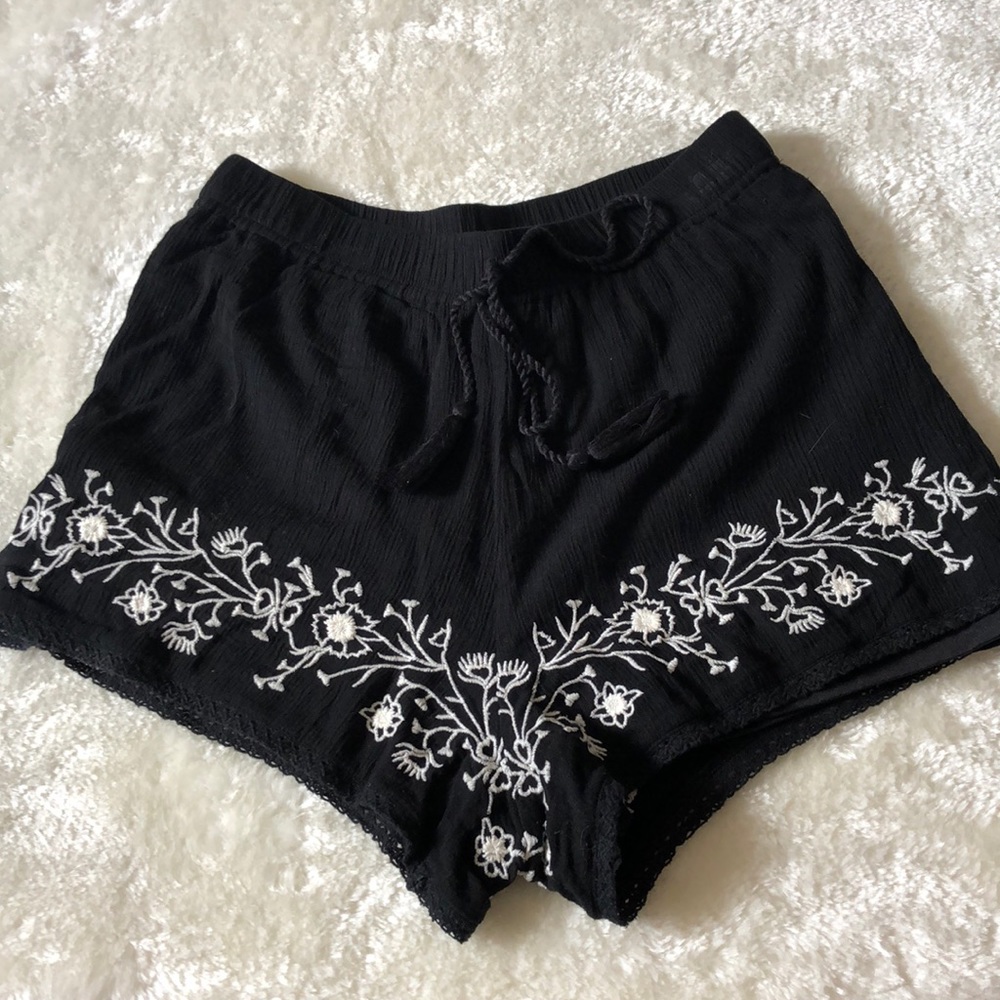 Black flowy shorts